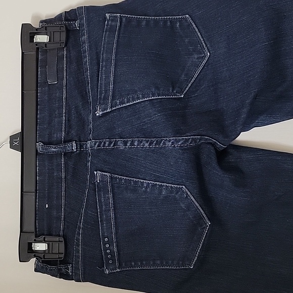 Blank NYC Size 24 Dark Wash Skinny Jeans.  Excellent Used Condition - Picture 13 of 13